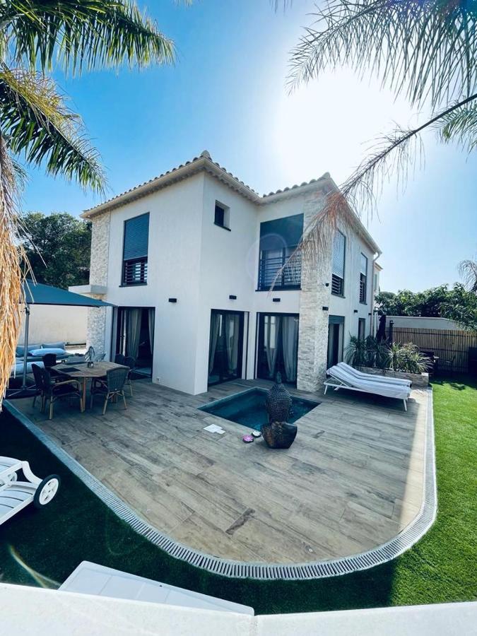 Natural Zen Rayolet Villa *